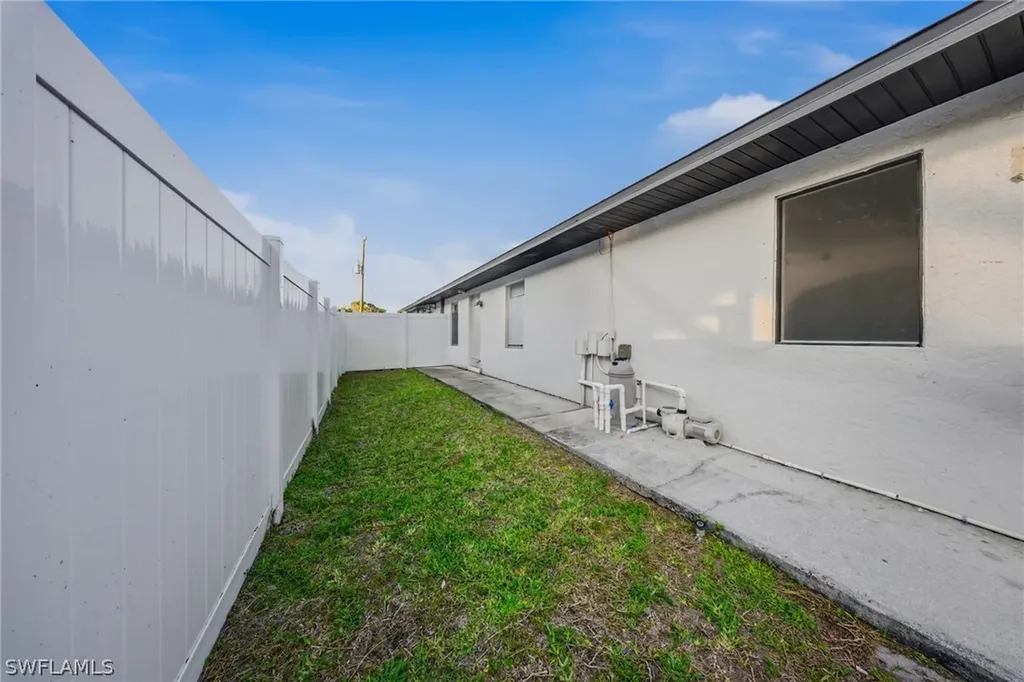 5050 32nd Avenue SW Naples FL 34116