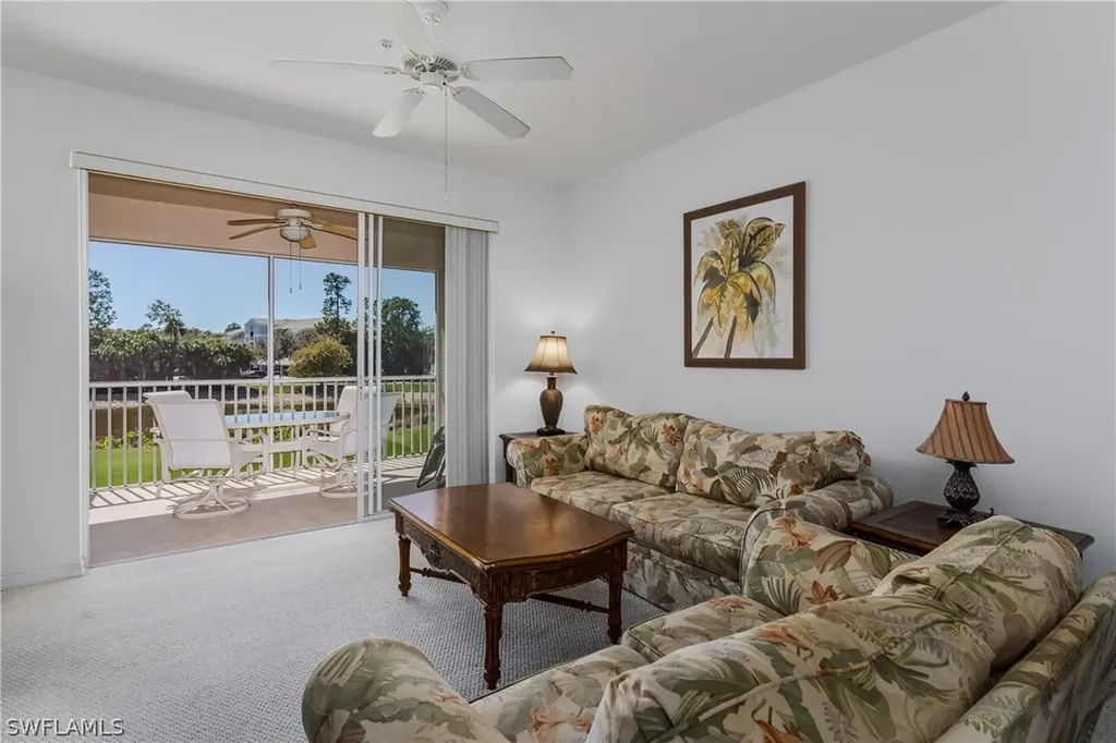 3972 Bishopwood Court E Naples FL 34114
