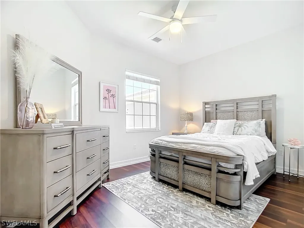 4752 Stratford Court Naples FL 34105
