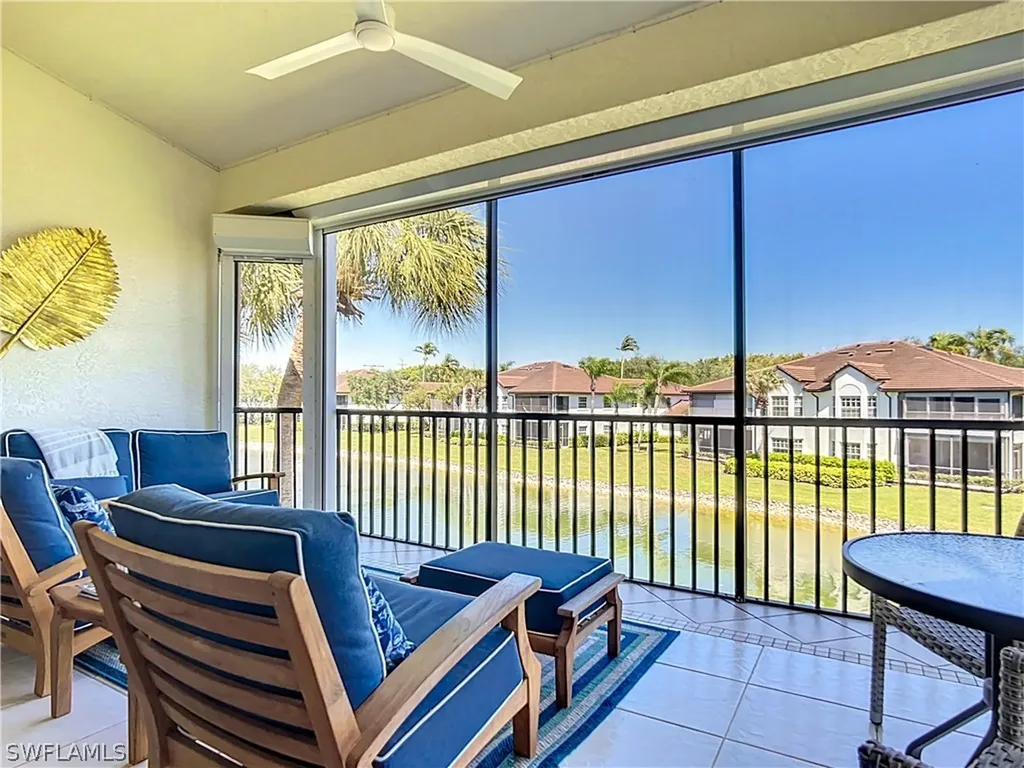 4752 Stratford Court Naples FL 34105