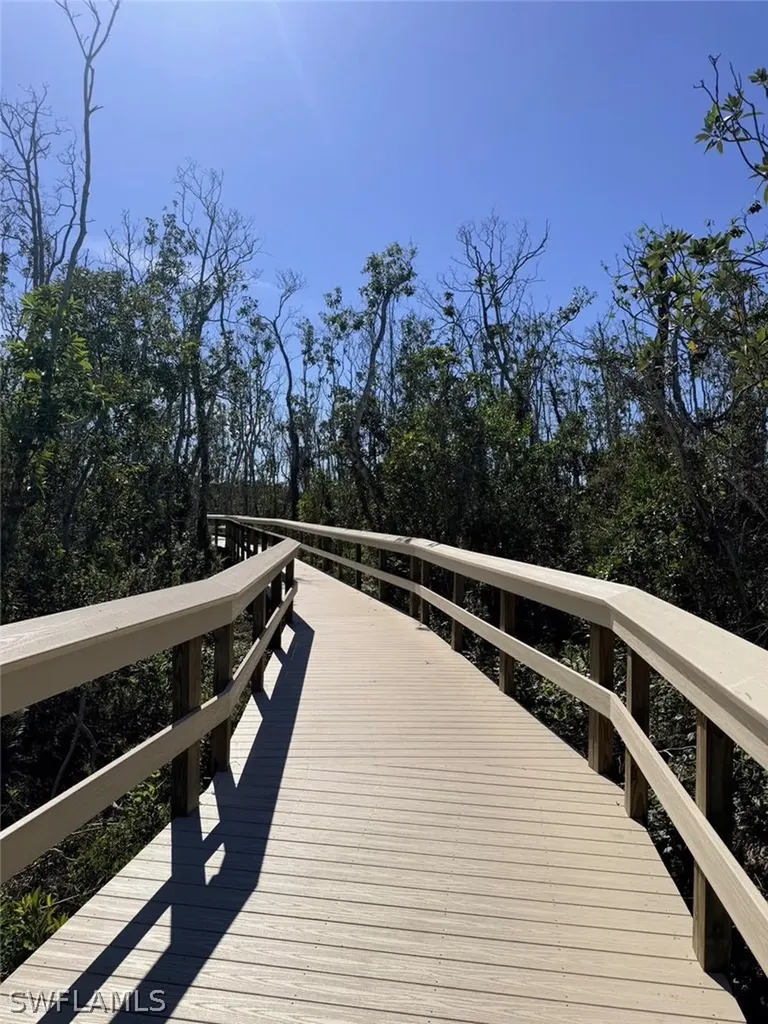 290 Naples Cove Drive Naples FL 34110