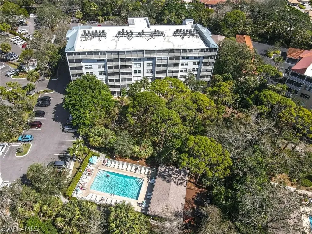 290 Naples Cove Drive Naples FL 34110
