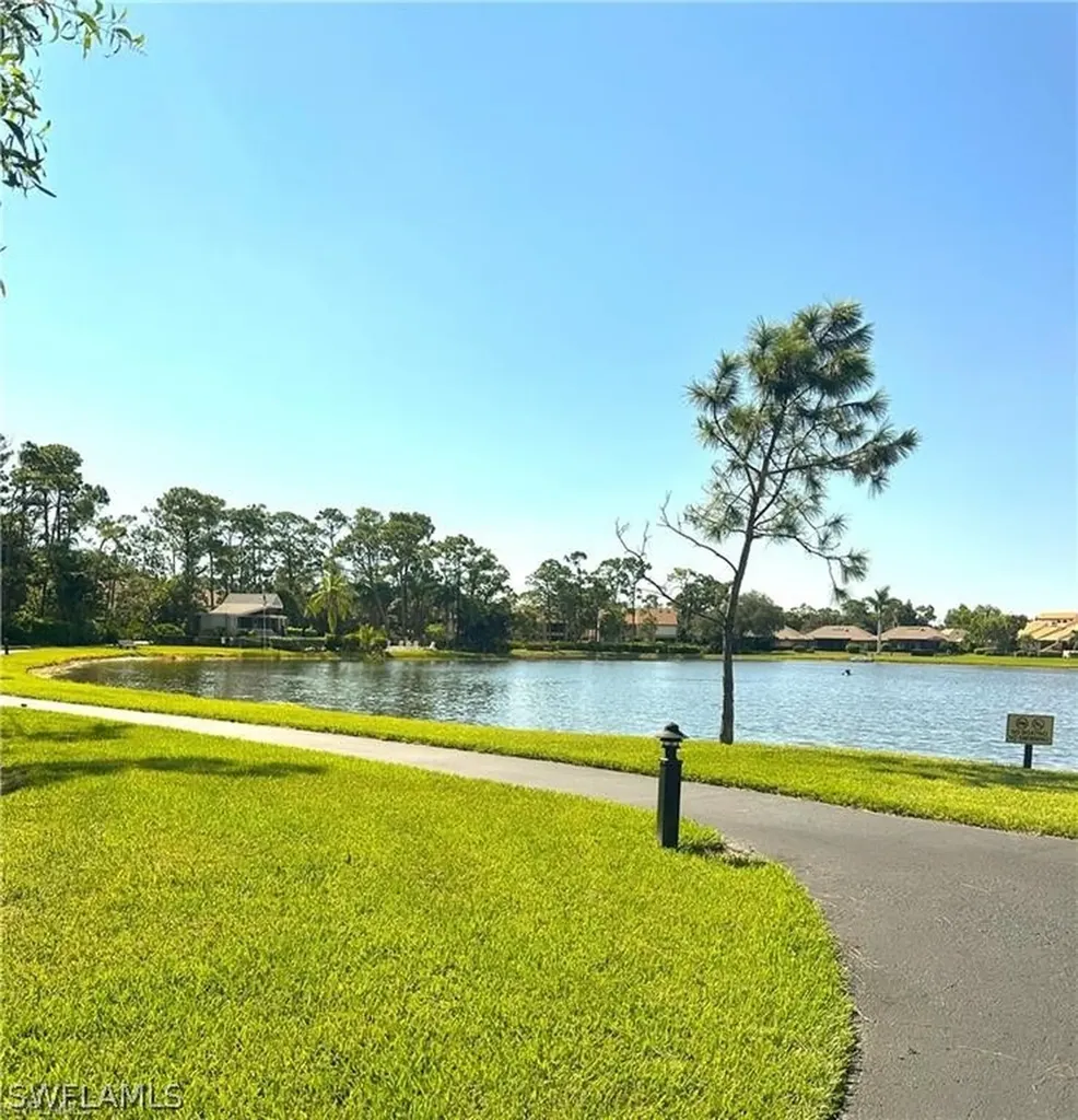 290 Naples Cove Drive Naples FL 34110