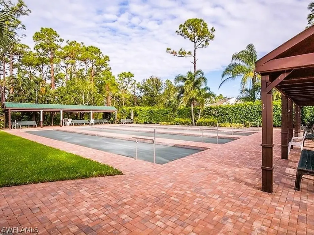 290 Naples Cove Drive Naples FL 34110