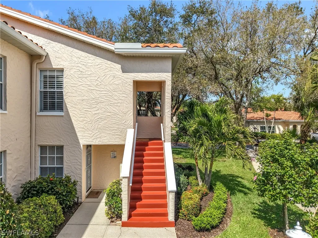 106 Siena Way Naples FL 34119