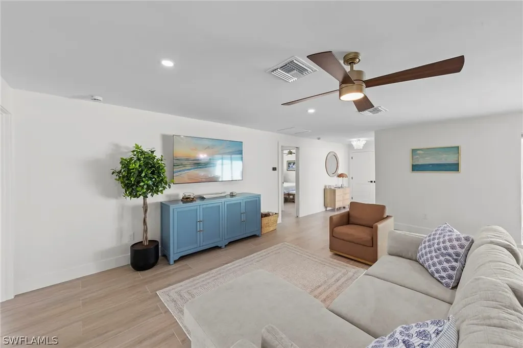 548 Boulder Drive Sanibel FL 33957