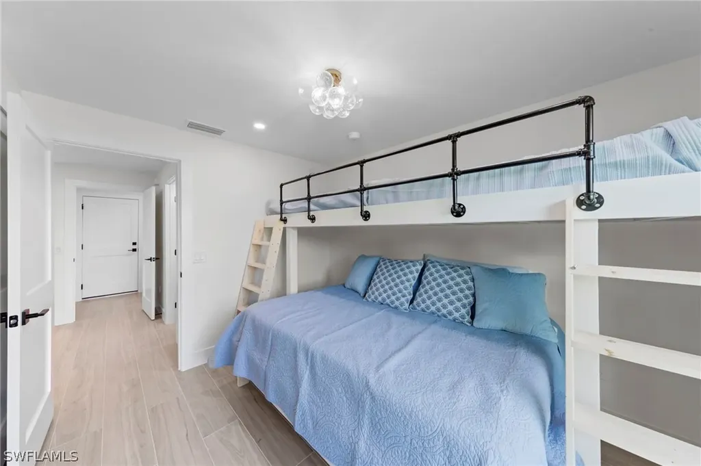 548 Boulder Drive Sanibel FL 33957