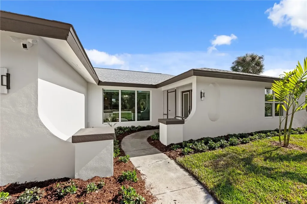 548 Boulder Drive Sanibel FL 33957