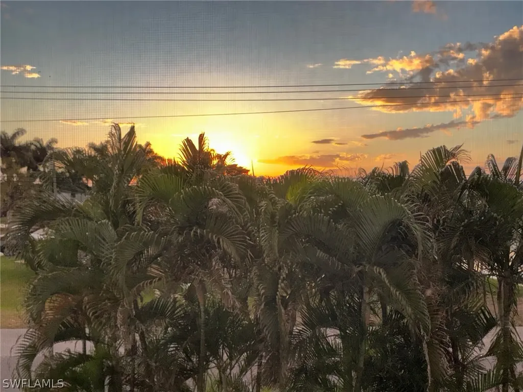1927 SW 31st Terrace Cape Coral FL 33914