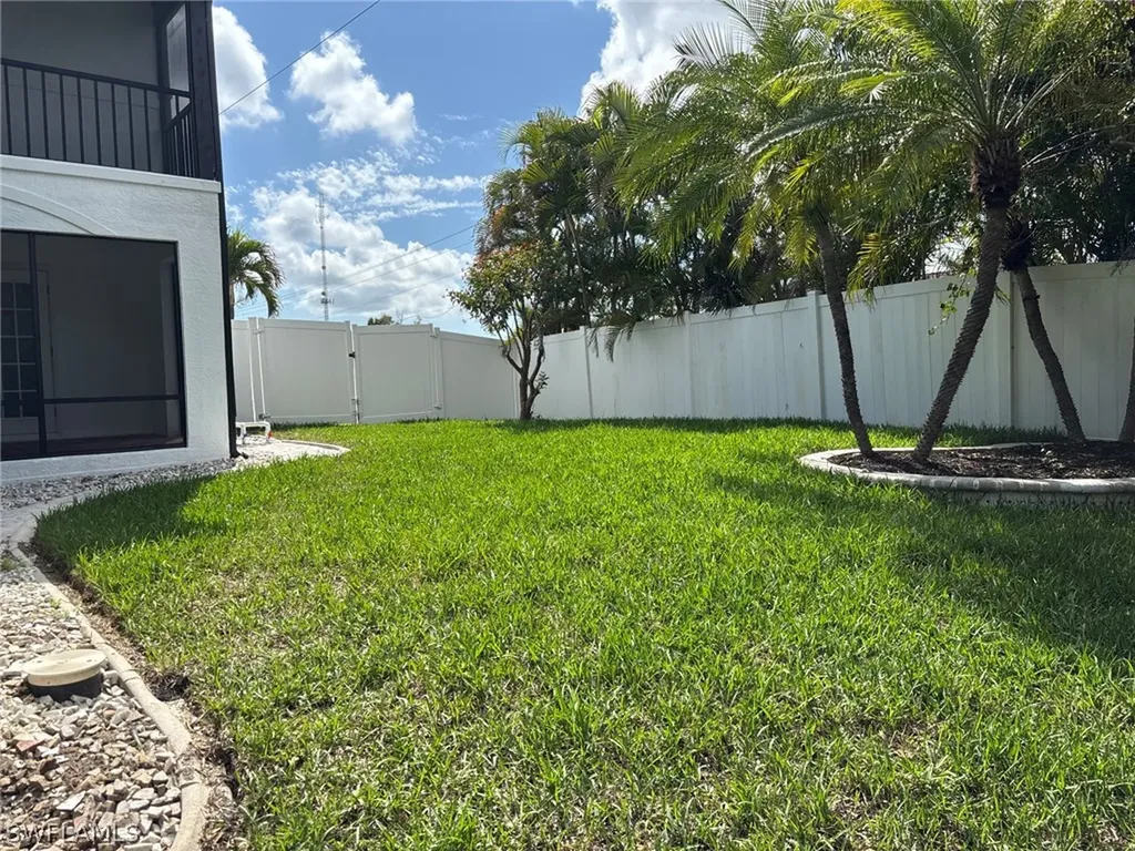 1927 SW 31st Terrace Cape Coral FL 33914