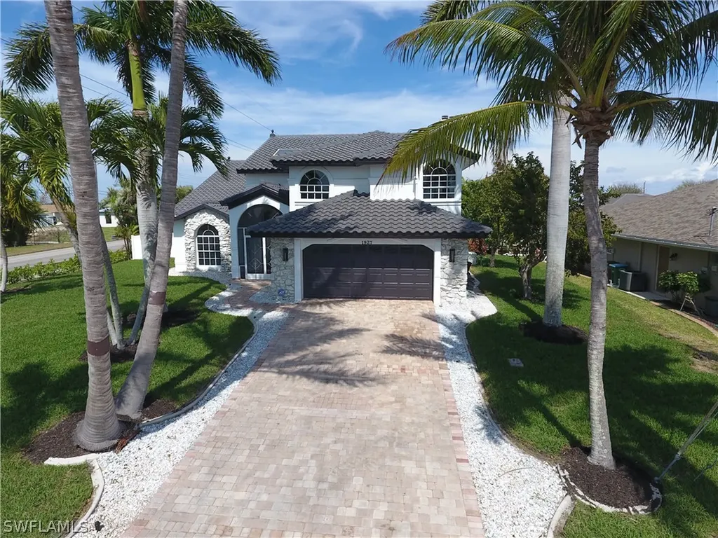 1927 SW 31st Terrace Cape Coral FL 33914