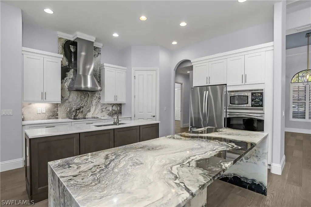 7420 Byrons Way Naples FL 34113