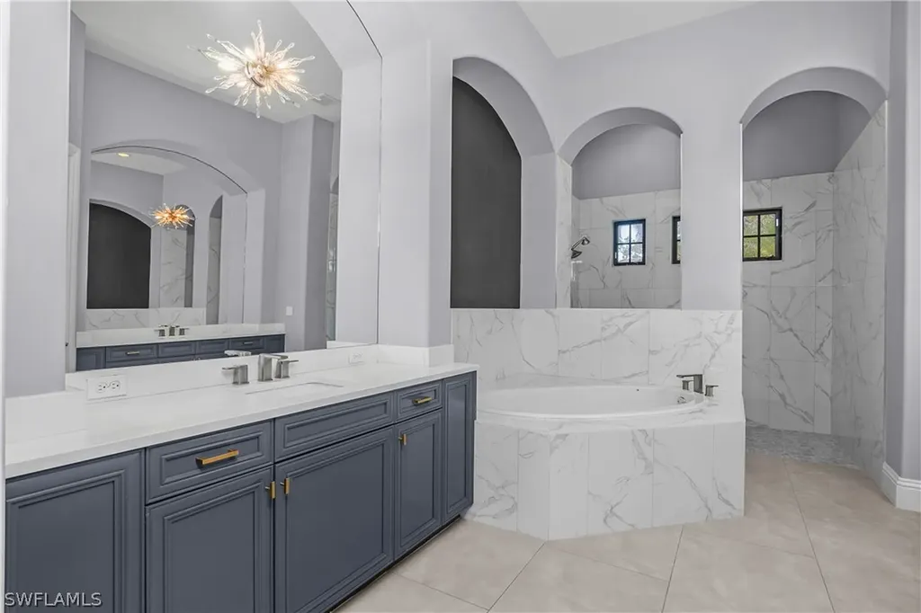 7420 Byrons Way Naples FL 34113