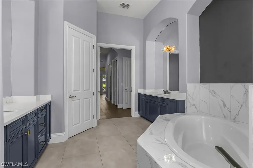 7420 Byrons Way Naples FL 34113