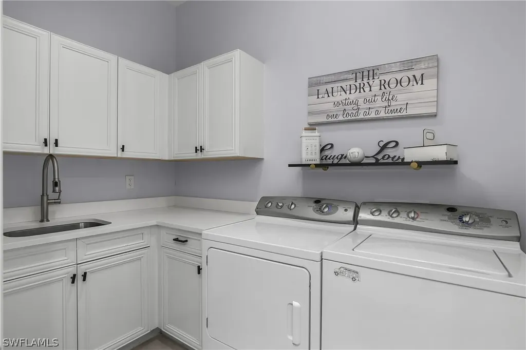 7420 Byrons Way Naples FL 34113