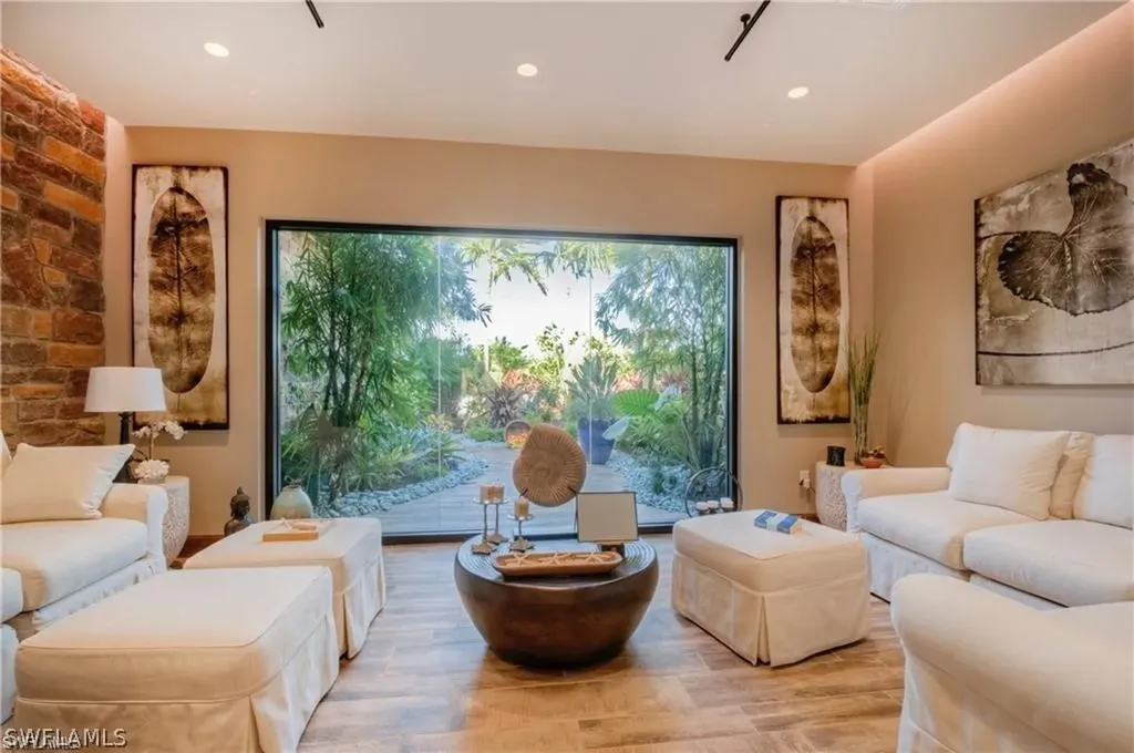 9433 Benvenuto Court Naples FL 34119
