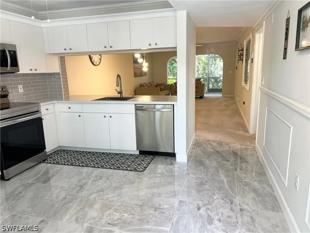 3011 Sandpiper Bay Circle Naples FL 34112