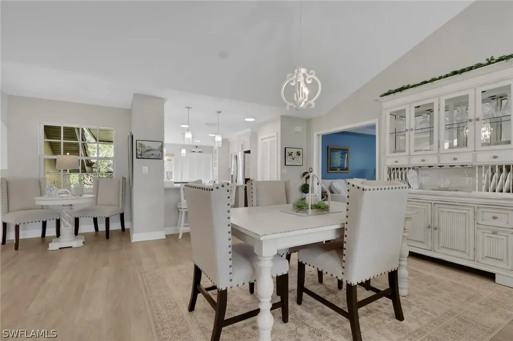 253 Via Perignon Naples FL 34119