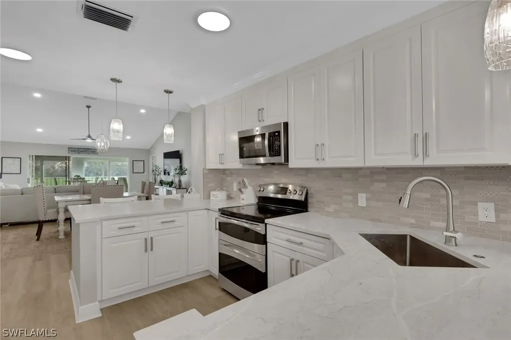 253 Via Perignon Naples FL 34119