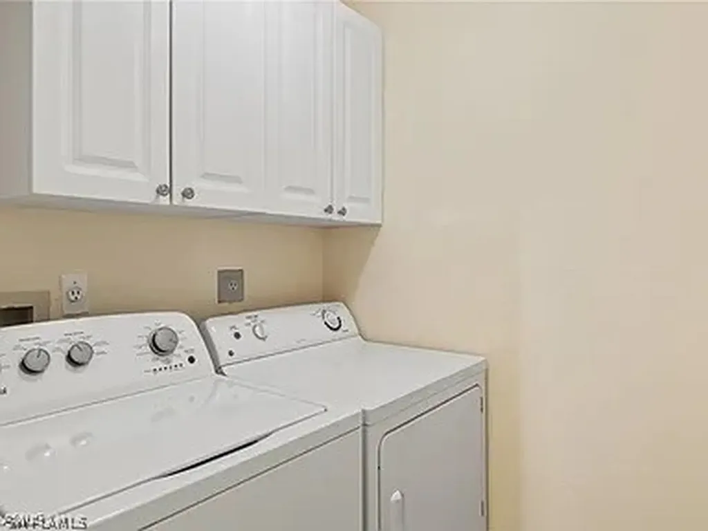 1096 Woodshire Lane Naples FL 34105