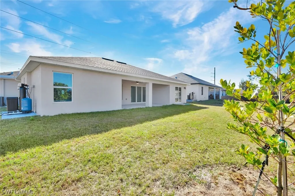 1216 El Dorado Boulevard N Cape Coral FL 33993