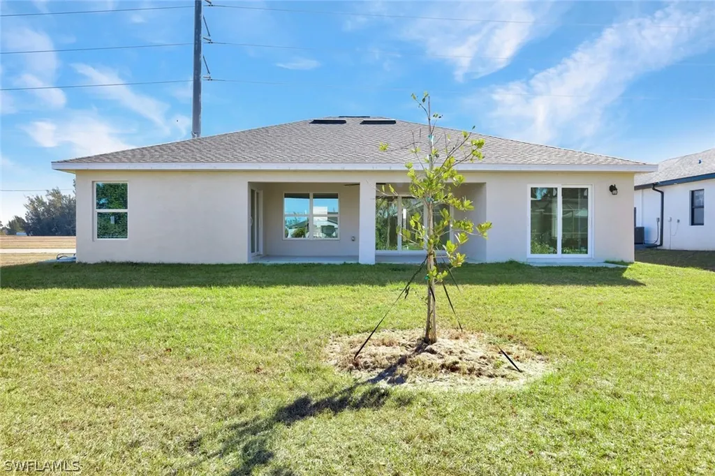 1216 El Dorado Boulevard N Cape Coral FL 33993