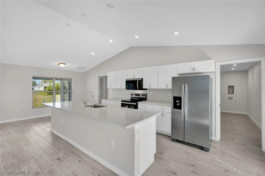 1216 El Dorado Boulevard N Cape Coral FL 33993