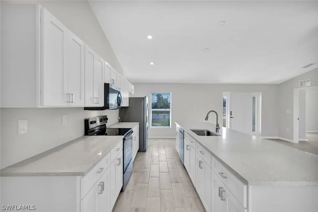 1216 El Dorado Boulevard N Cape Coral FL 33993