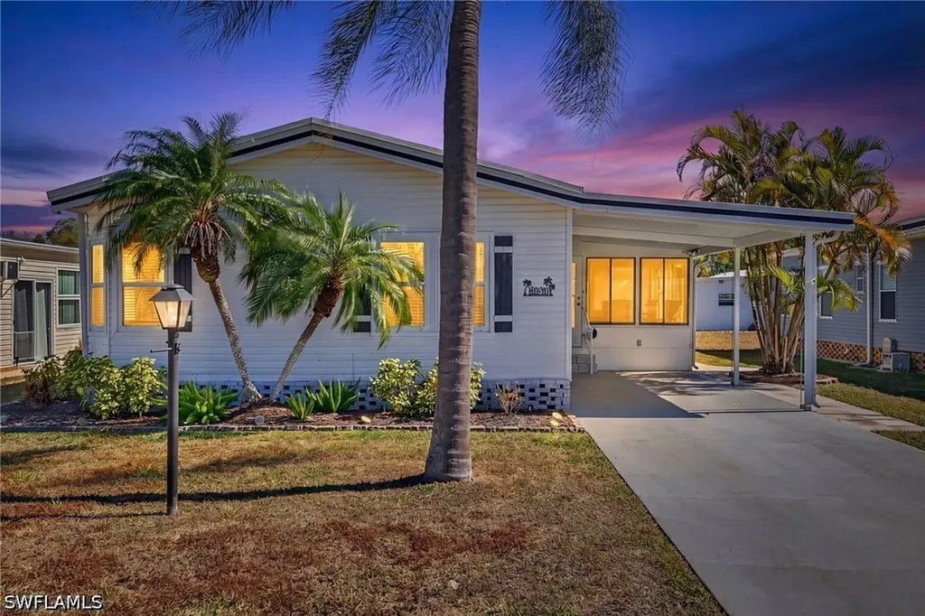 10390 Wales Loop Bonita Springs FL 34135