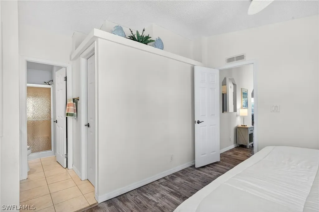 10390 Wales Loop Bonita Springs FL 34135