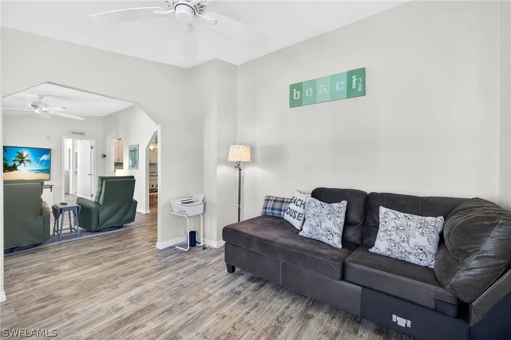 10390 Wales Loop Bonita Springs FL 34135