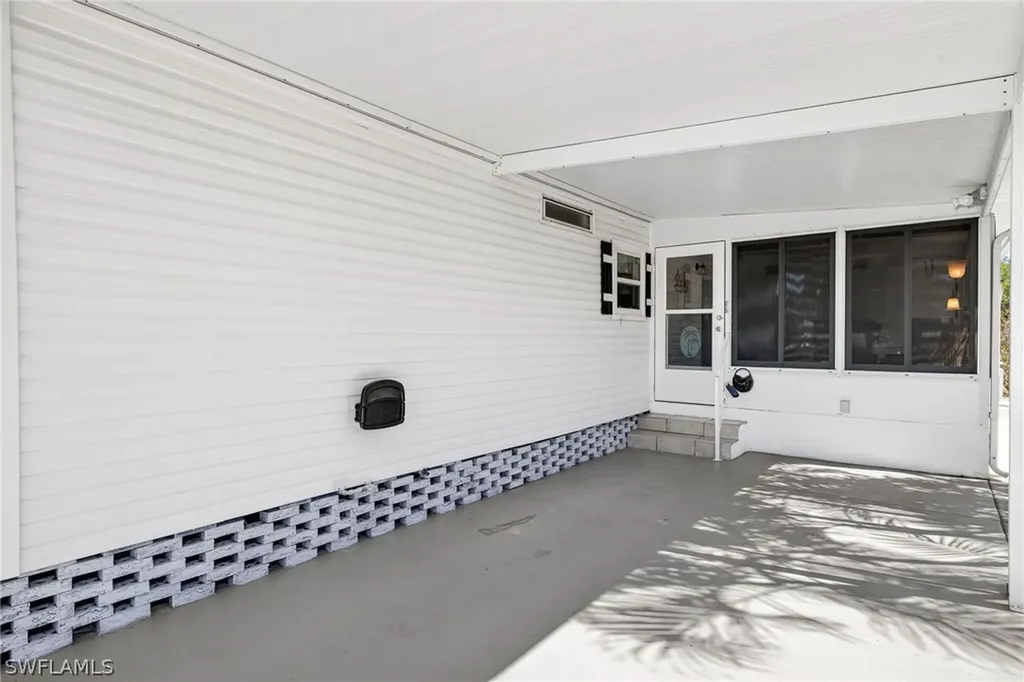 10390 Wales Loop Bonita Springs FL 34135