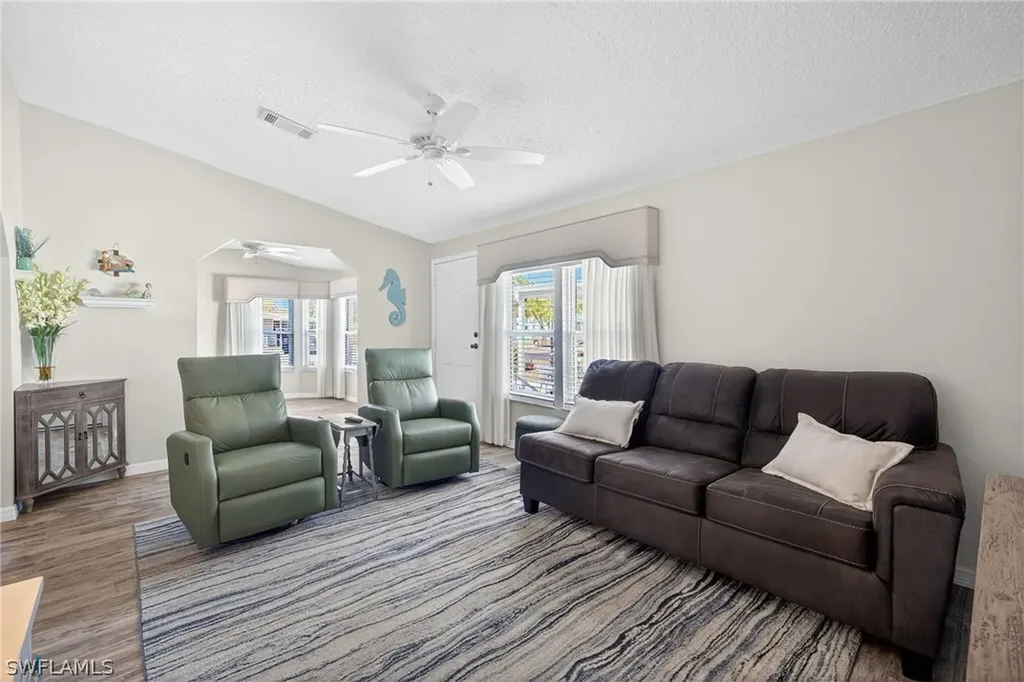 10390 Wales Loop Bonita Springs FL 34135