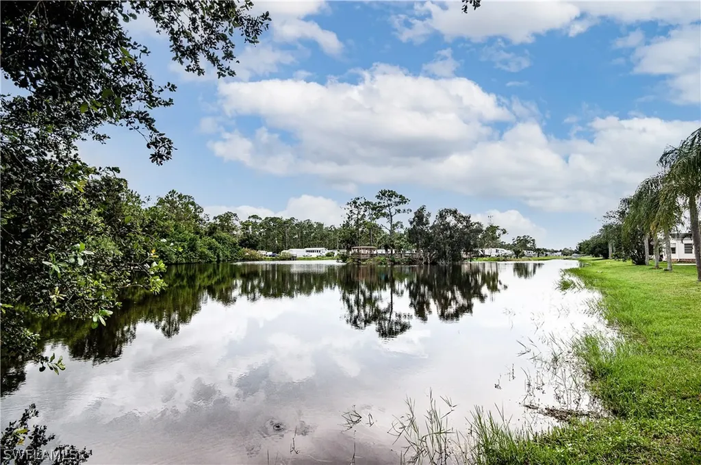 10390 Wales Loop Bonita Springs FL 34135