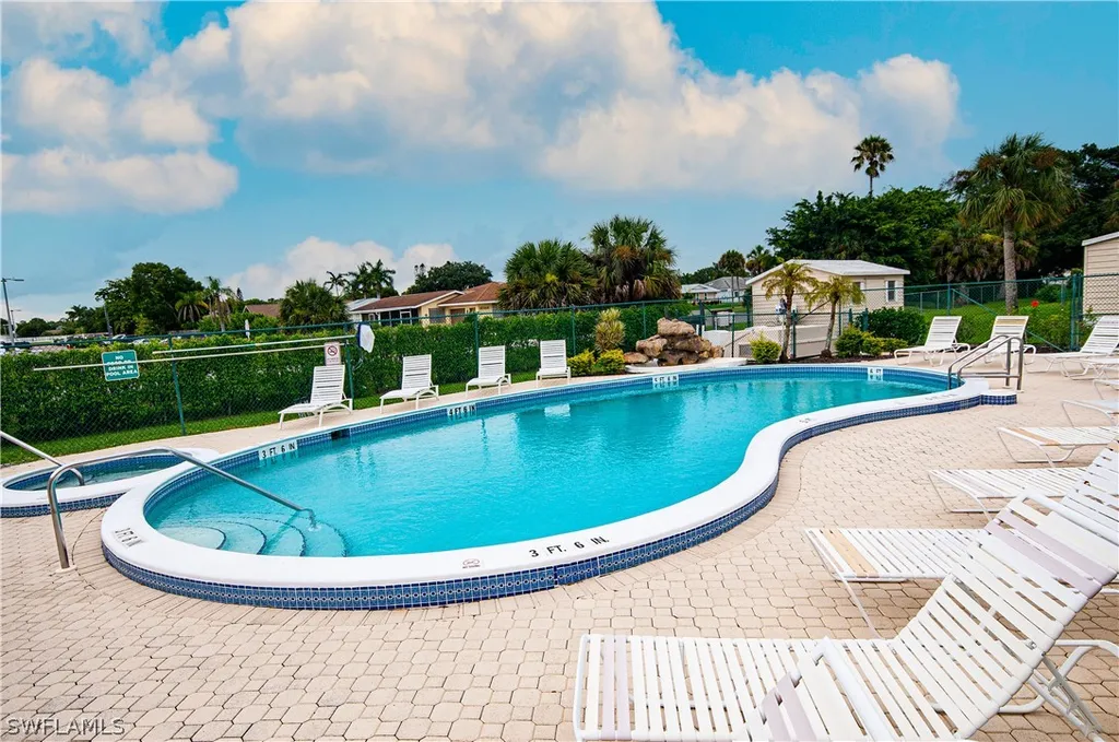 10390 Wales Loop Bonita Springs FL 34135
