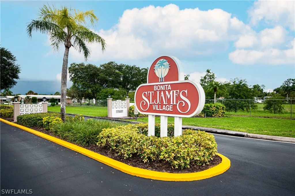 10390 Wales Loop Bonita Springs FL 34135