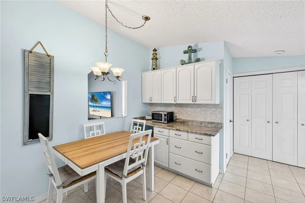 10390 Wales Loop Bonita Springs FL 34135