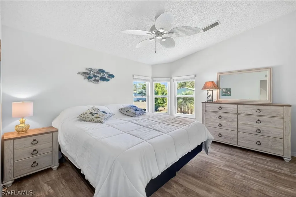 10390 Wales Loop Bonita Springs FL 34135