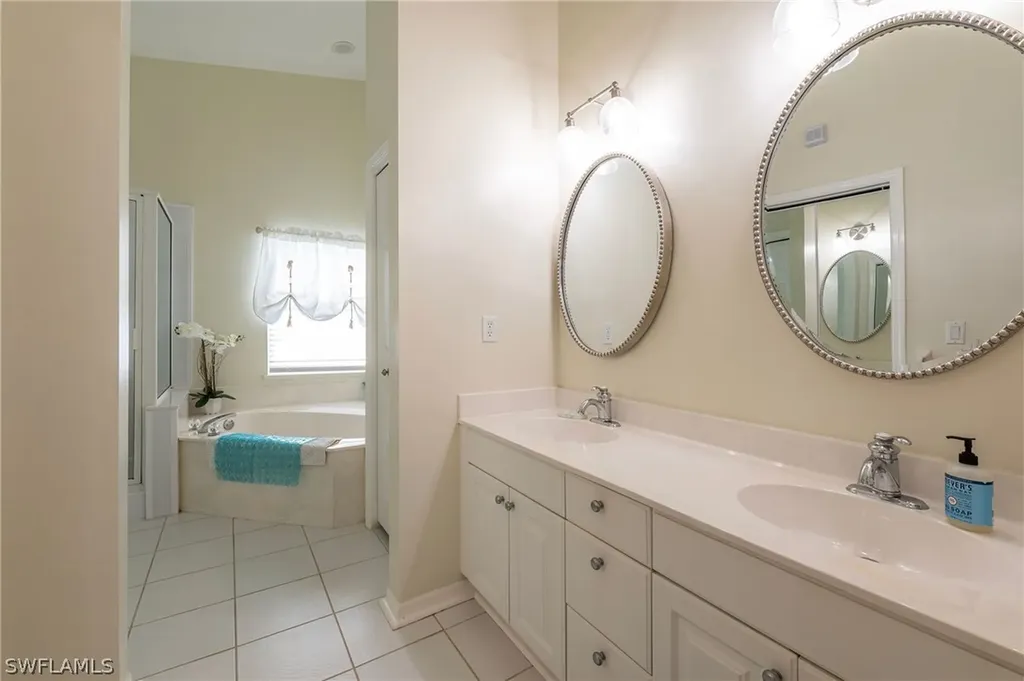 129 Sabal Lake Drive Naples FL 34104