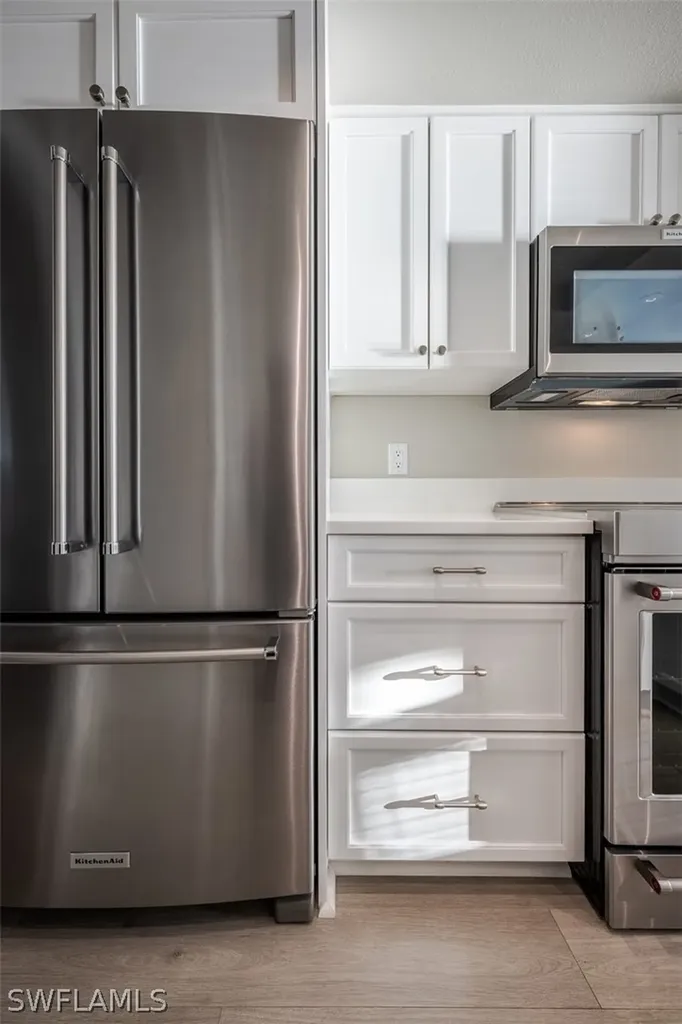 1302 Chesapeake Avenue Naples FL 34102