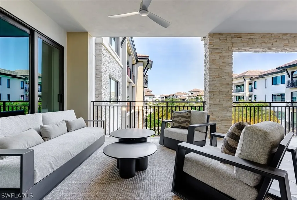 1130 3rd Avenue S Naples FL 34102
