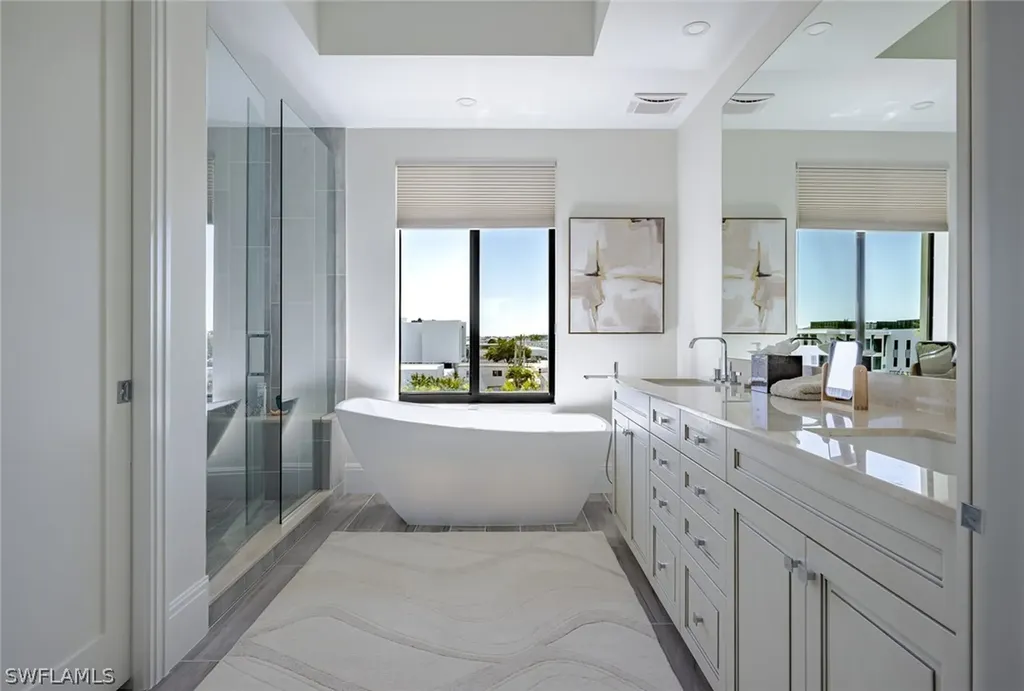 1130 3rd Avenue S Naples FL 34102