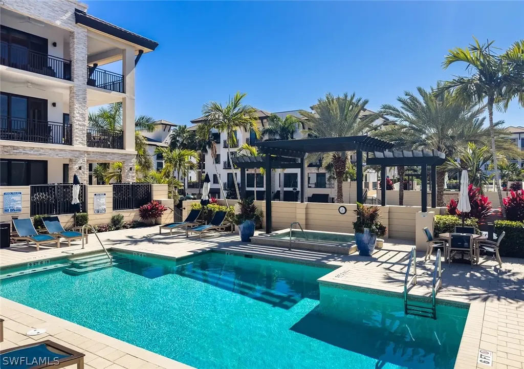 1130 3rd Avenue S Naples FL 34102