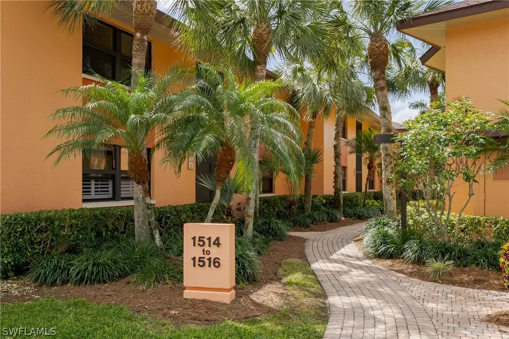 1514 Mainsail Drive Naples FL 34114