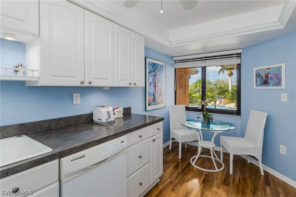 1514 Mainsail Drive Naples FL 34114