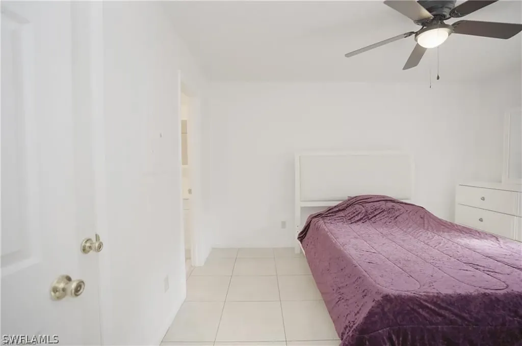 4635 Bayshore Drive Naples FL 34112