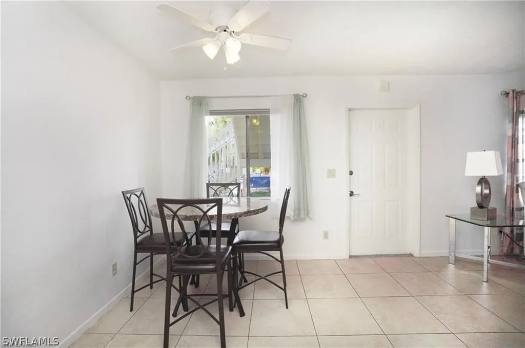 4635 Bayshore Drive Naples FL 34112