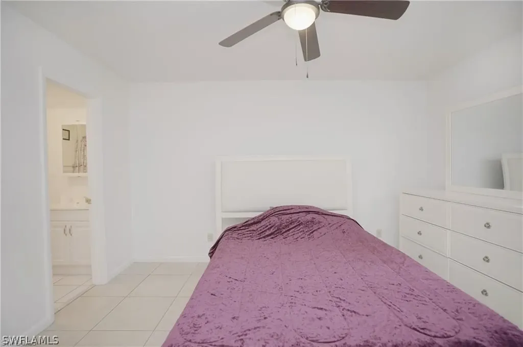 4635 Bayshore Drive Naples FL 34112