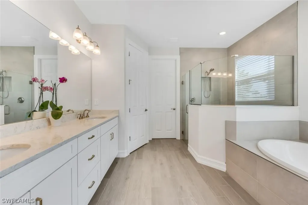 28041 Captiva Shell Loop Bonita Springs FL 34135