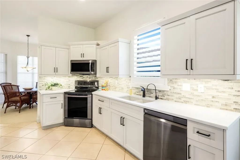 6078 Highwood Park Court Naples FL 34110